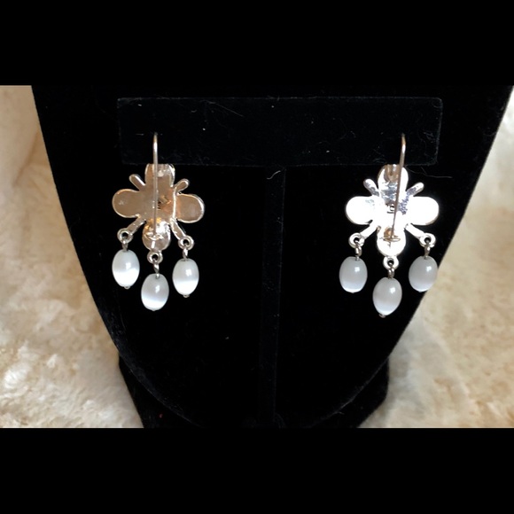 New York and company necklace and earrings - Picture 7 of 7